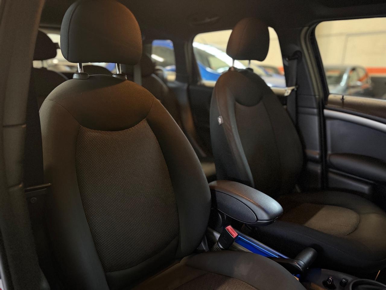 Mini One Countryman 1.6 AUTOMATICA NEOPATENTATI