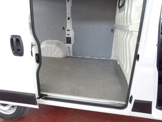 FIAT Ducato 30q 2.3 MJT 120CV PC-TN Furgone
