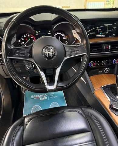Alfa Romeo Stelvio Benzina 280Cv Tagliandi certificati