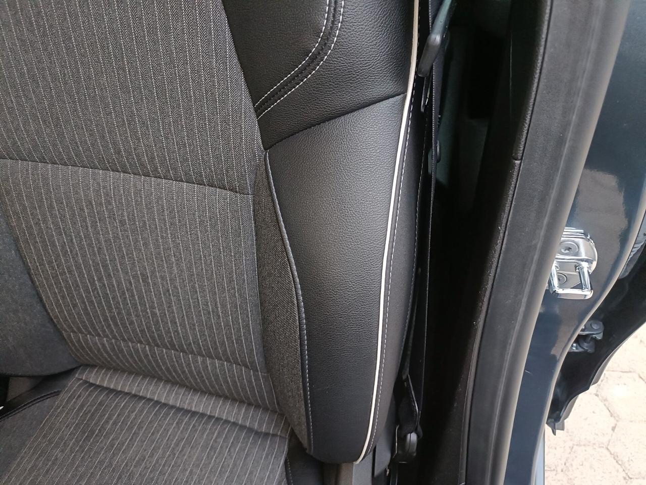 Renault Clio TCe 90 CV 5 porte Techno