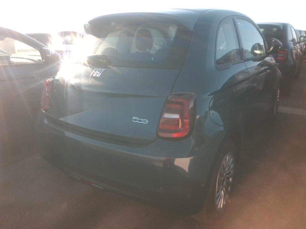 Fiat 500e 42 kWh Confort Pack IN PROMO - NEOPATENTATI
