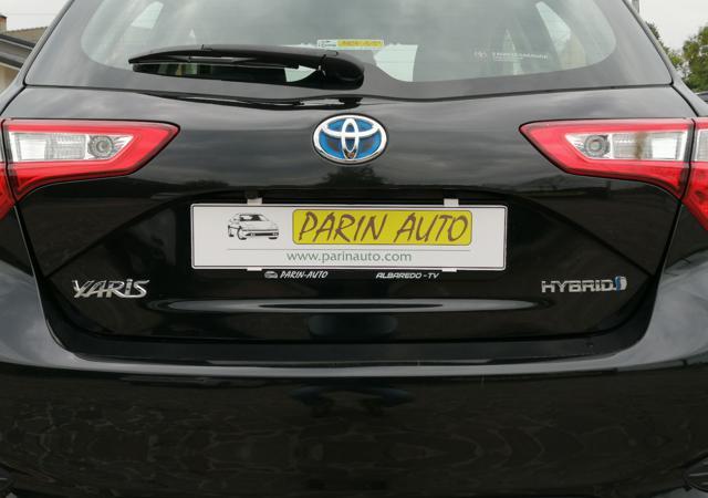 TOYOTA Yaris 1.5 Hybrid 5 porte Business