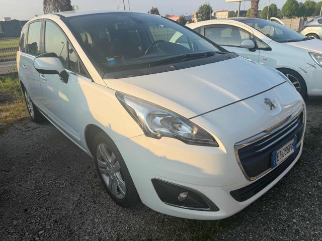 PEUGEOT 5008 7posti 1.6 HDi 115CV Access senza lavoro da fare