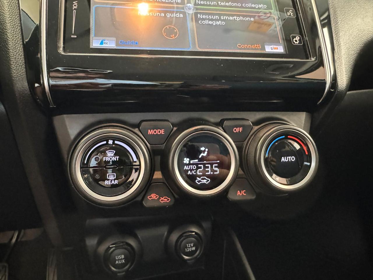 Suzuki Swift 1.2 Hybrid Top