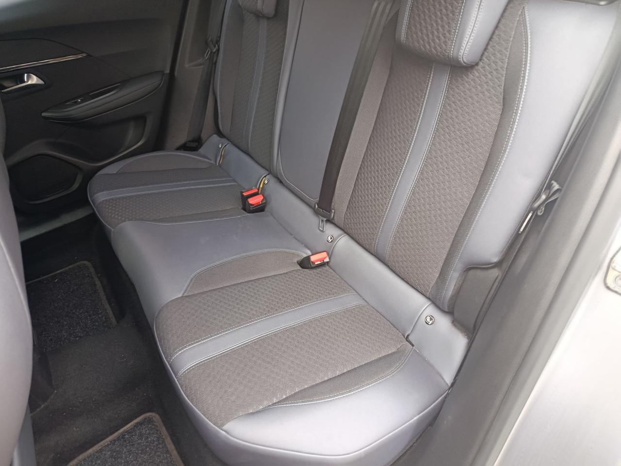 Peugeot 3008 Allure 1.2 PureTech 130 #9256