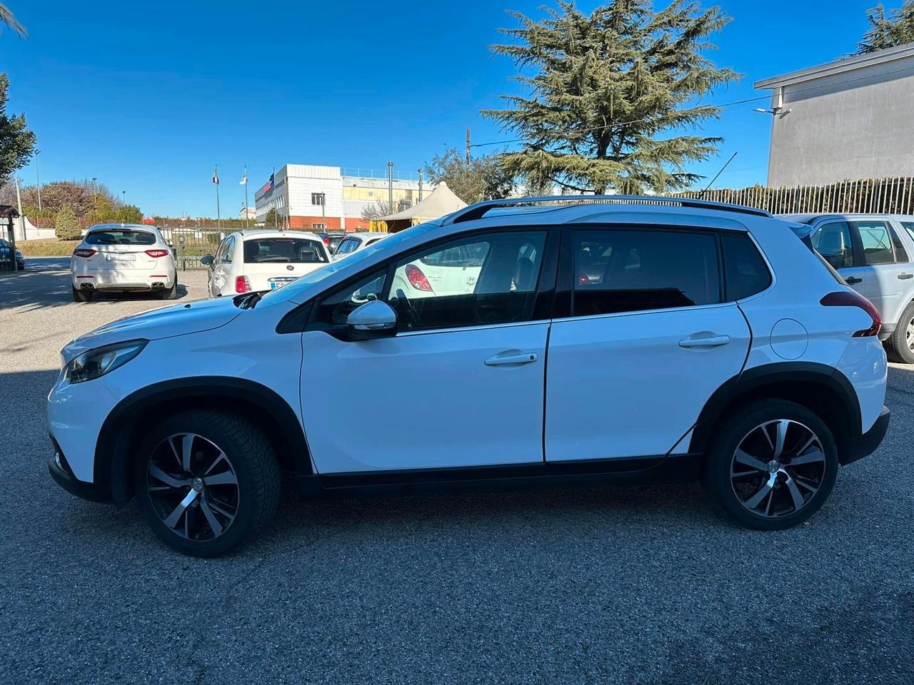 Peugeot 2008 1.6 BlueHDi 100CV Allure-2017