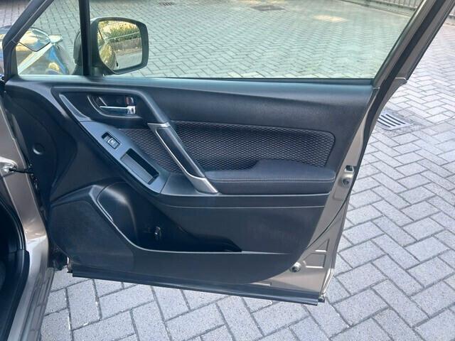 Subaru Forester 2.0i Lineartronic Style Saas
