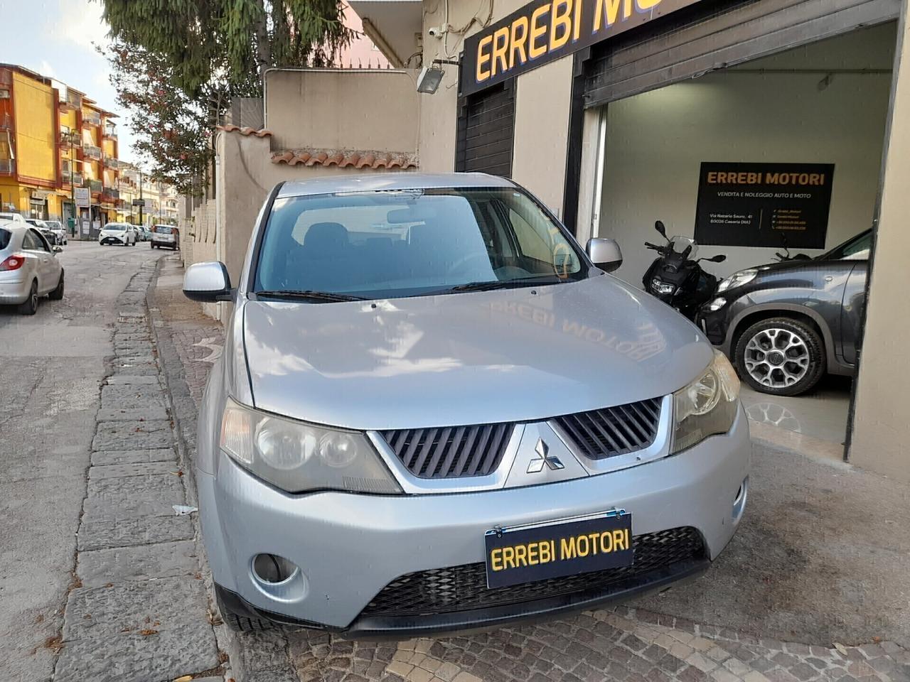 Mitsubishi Outlander 2.0 4X4