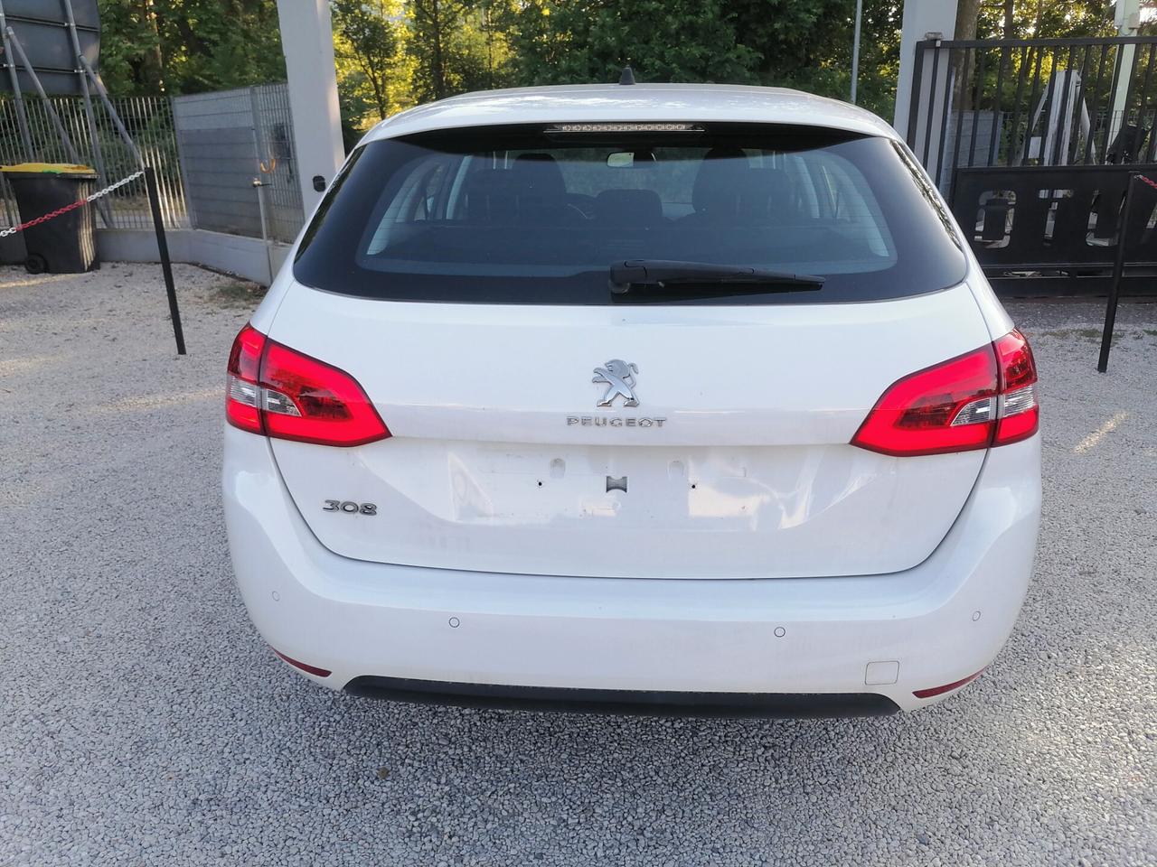 Peugeot 308 BlueHDi 100 S&S SW Active
