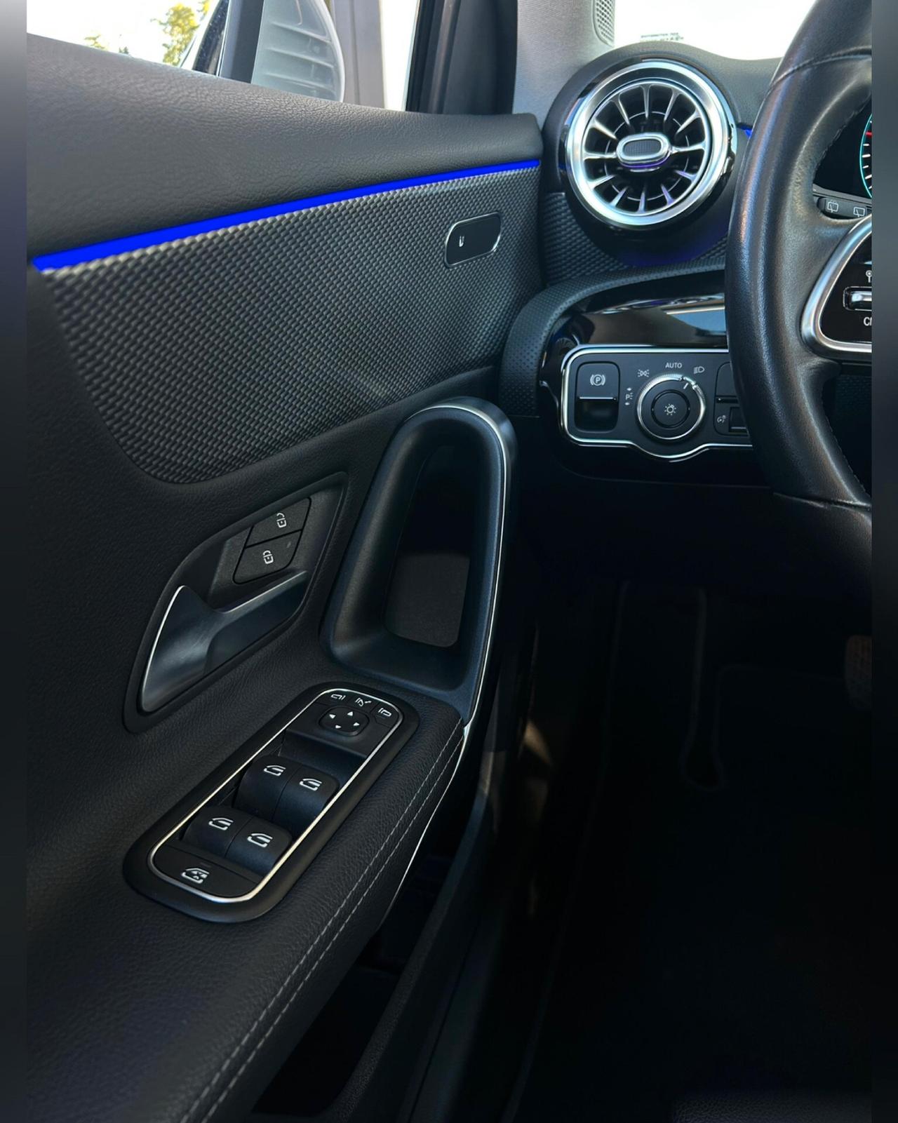 Mercedes-benz A 180d Automatica