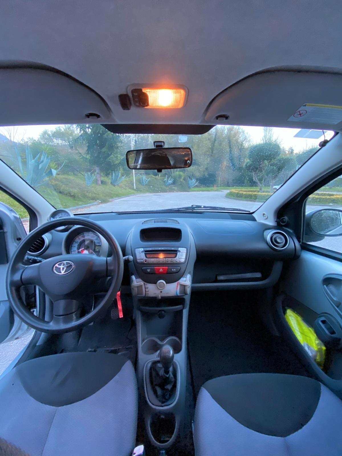 Toyota Aygo 1.0 12V VVT-i 3 porte Sol