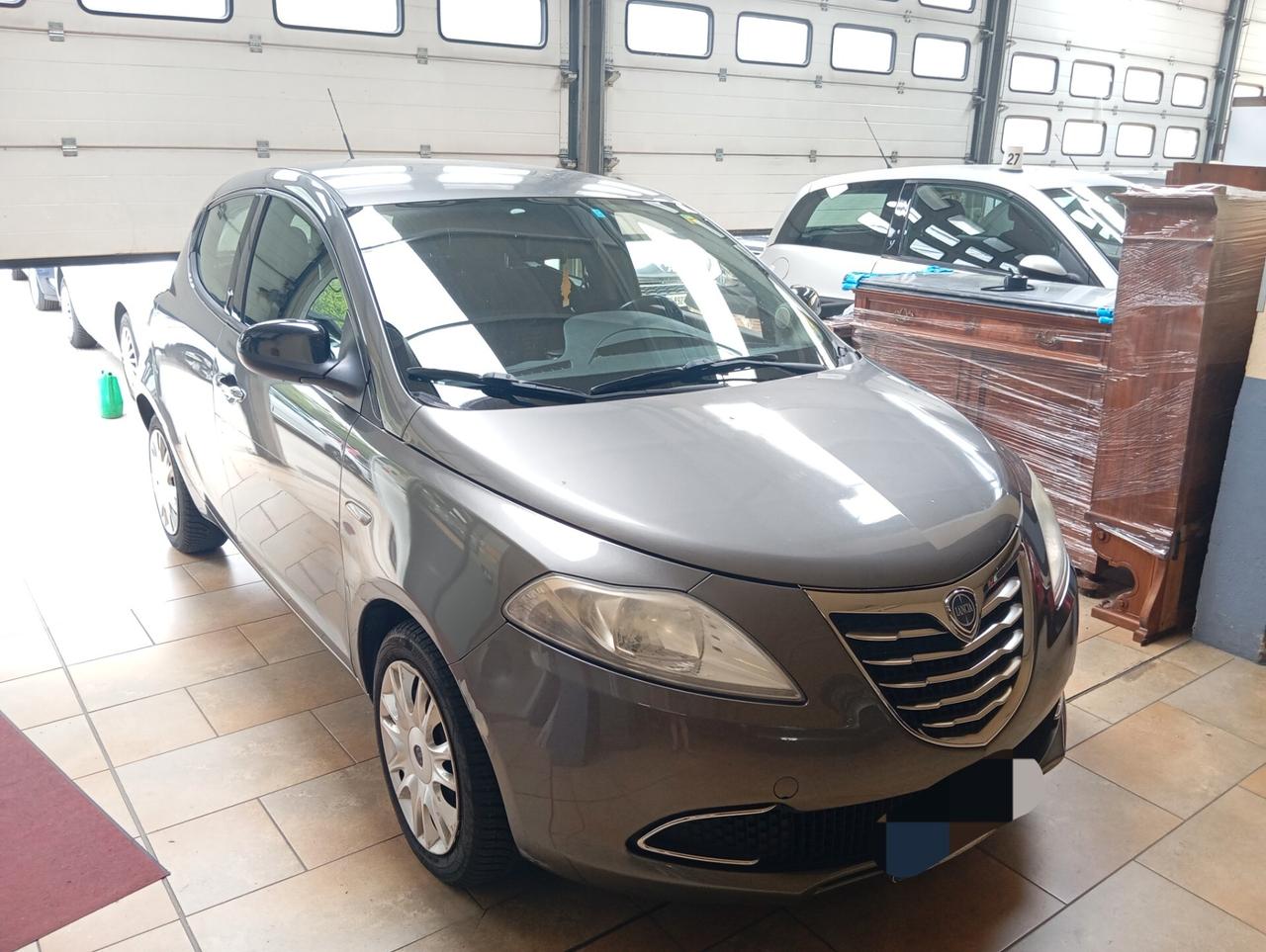 Lancia Ypsilon 1.2 69 CV Platinum permute