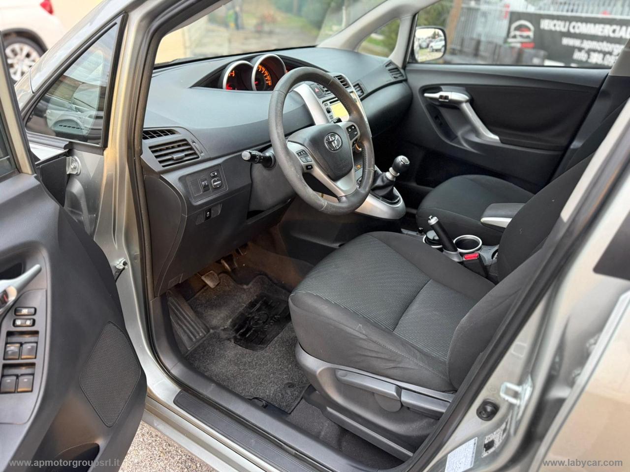 TOYOTA Verso 2.0 D ACTIVE 7 posti