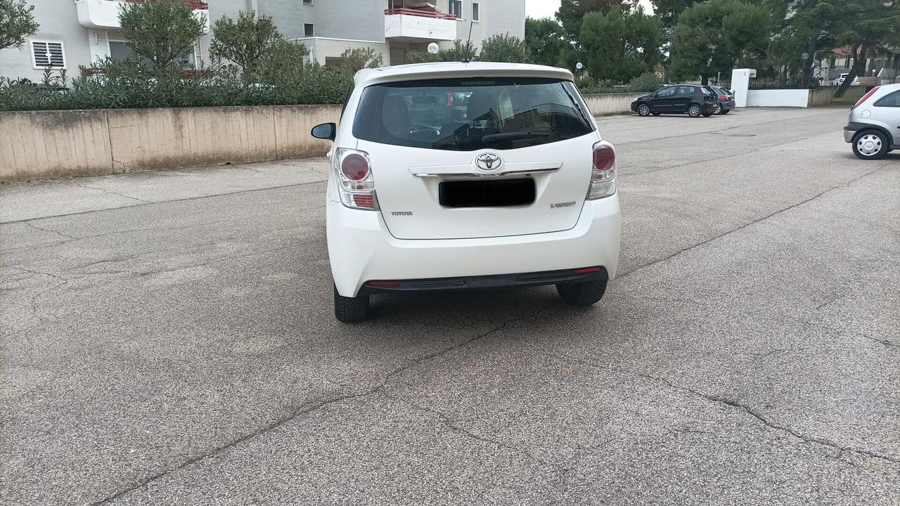Toyota Verso 1.6 D-4D Style 7 posti