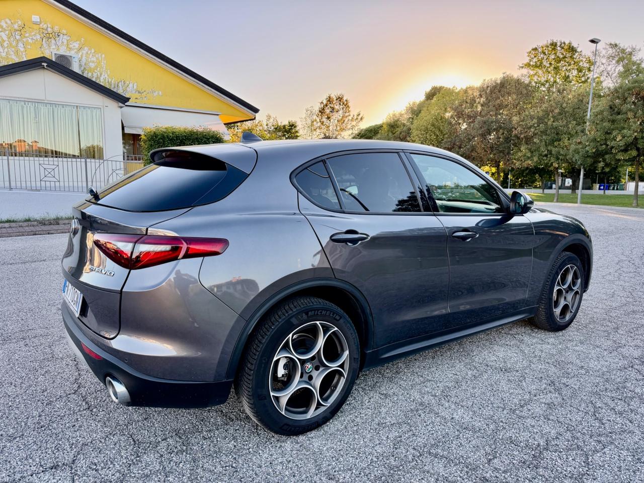 Alfa Romeo Stelvio 2.2 Turbodiesel 210 CV AT8 Q4 Business