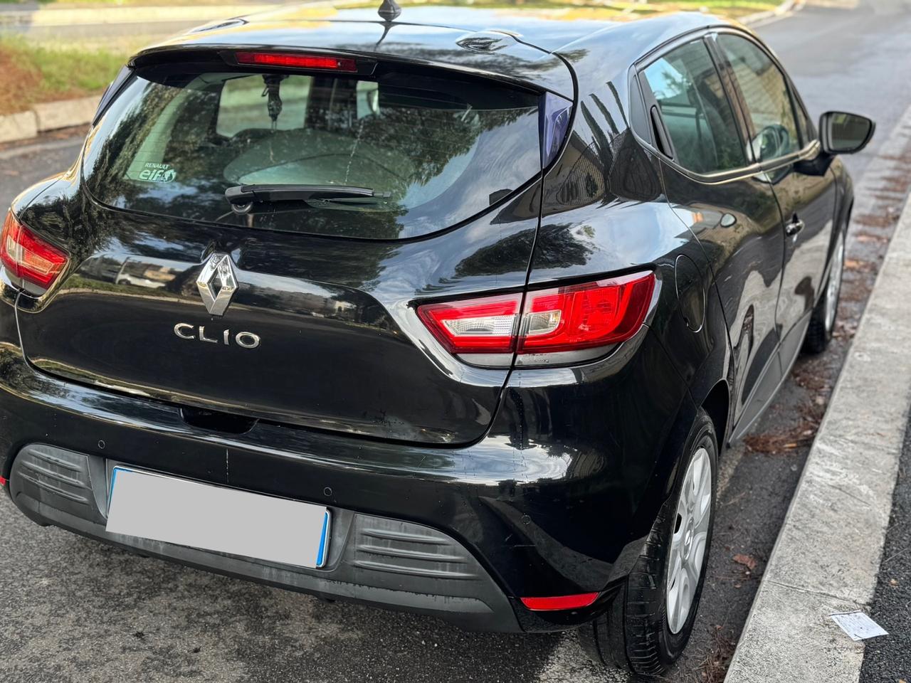 Renault Clio 1.2 75CV 5 porte Intens