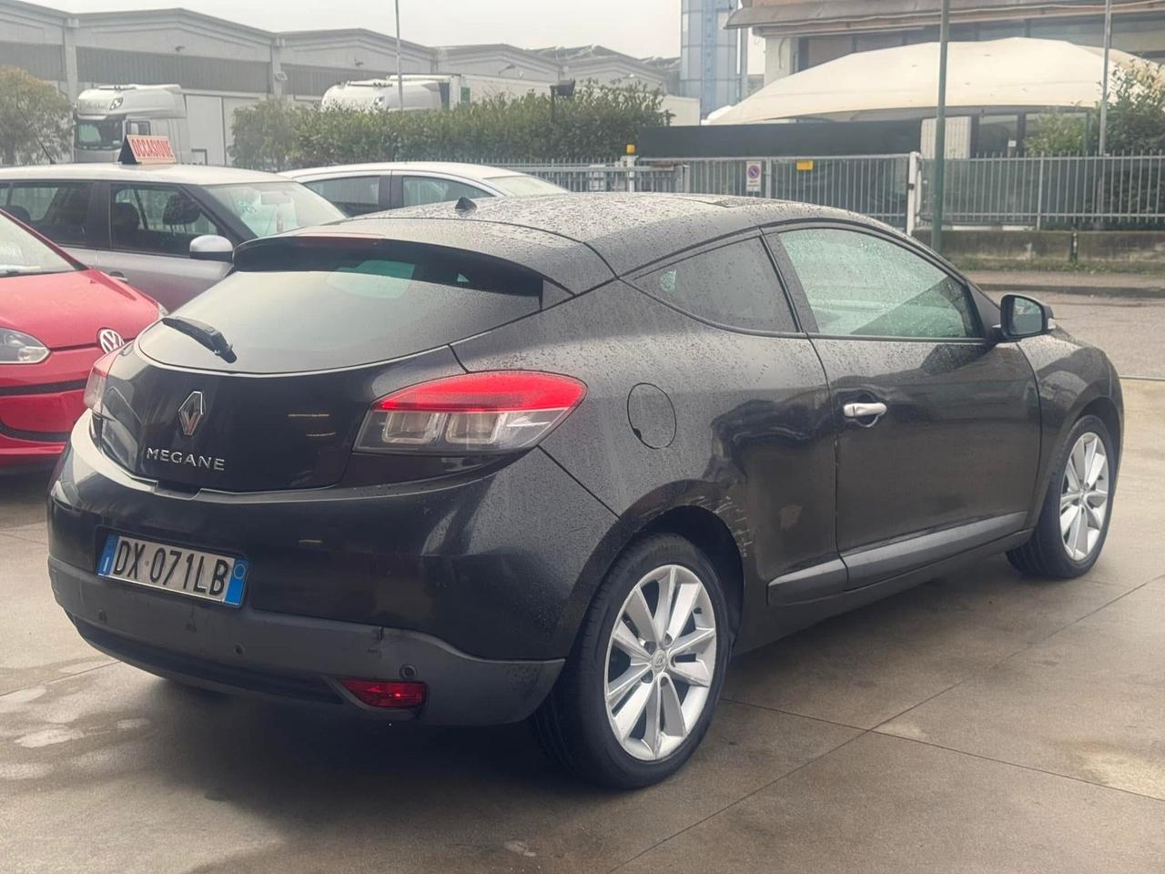 Renault Megane Mégane Coupé 1.5 dCi 110CV Luxe