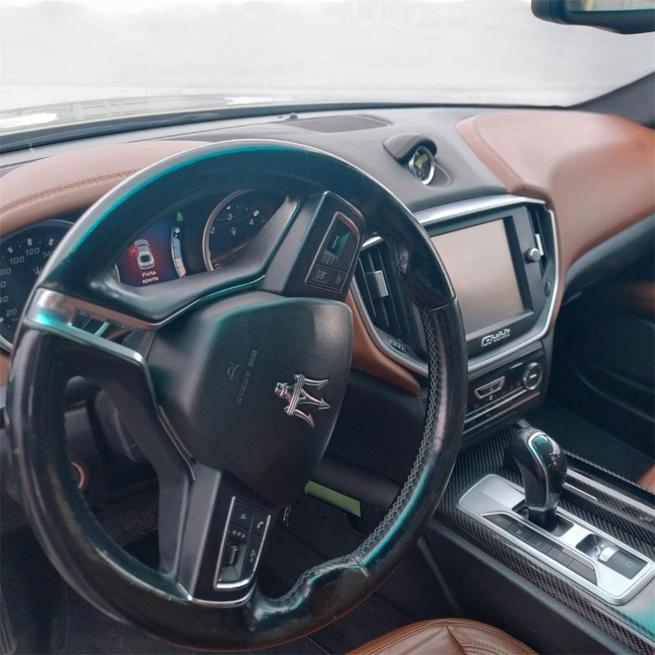 Maserati Ghibli 3.0 V6 ds 275cv auto