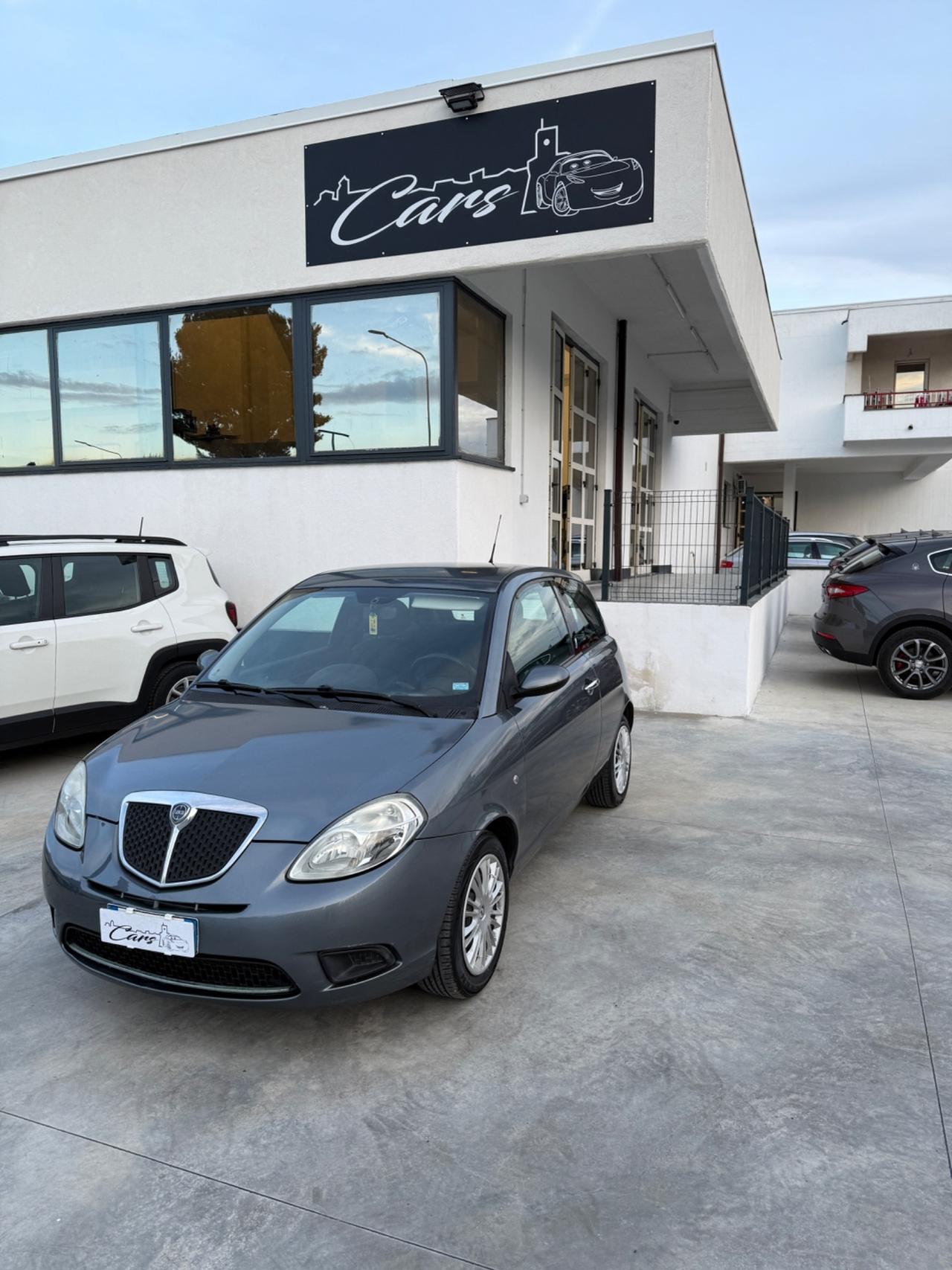 Lancia Ypsilon 1.2 Oro