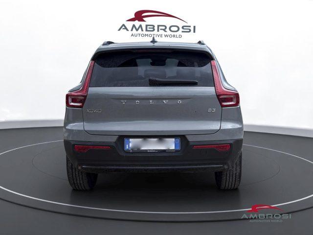 VOLVO XC40 2.0 b3 Plus Dark auto