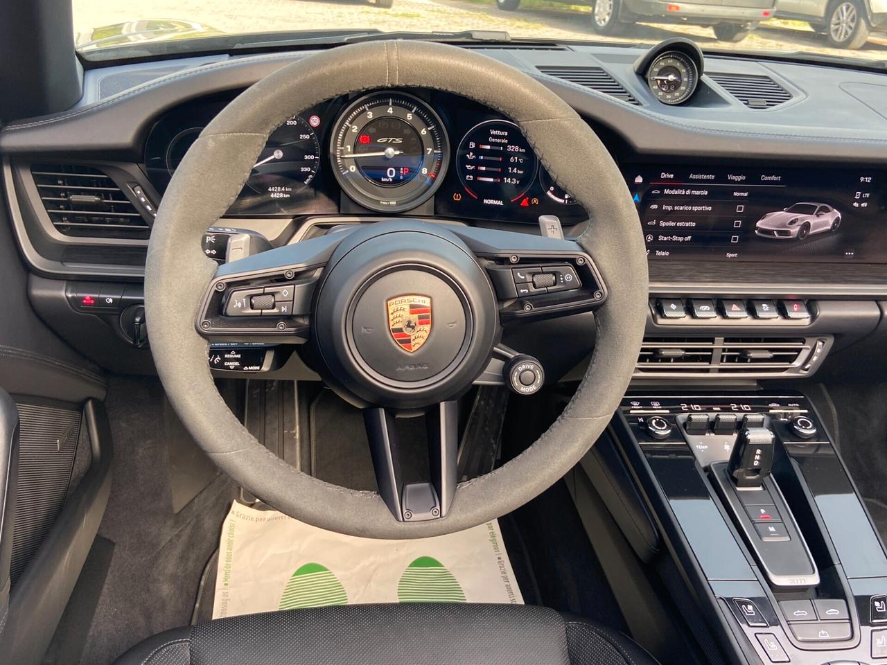 Porsche 911 992 Carrera Cabrio 3.0 GTS auto