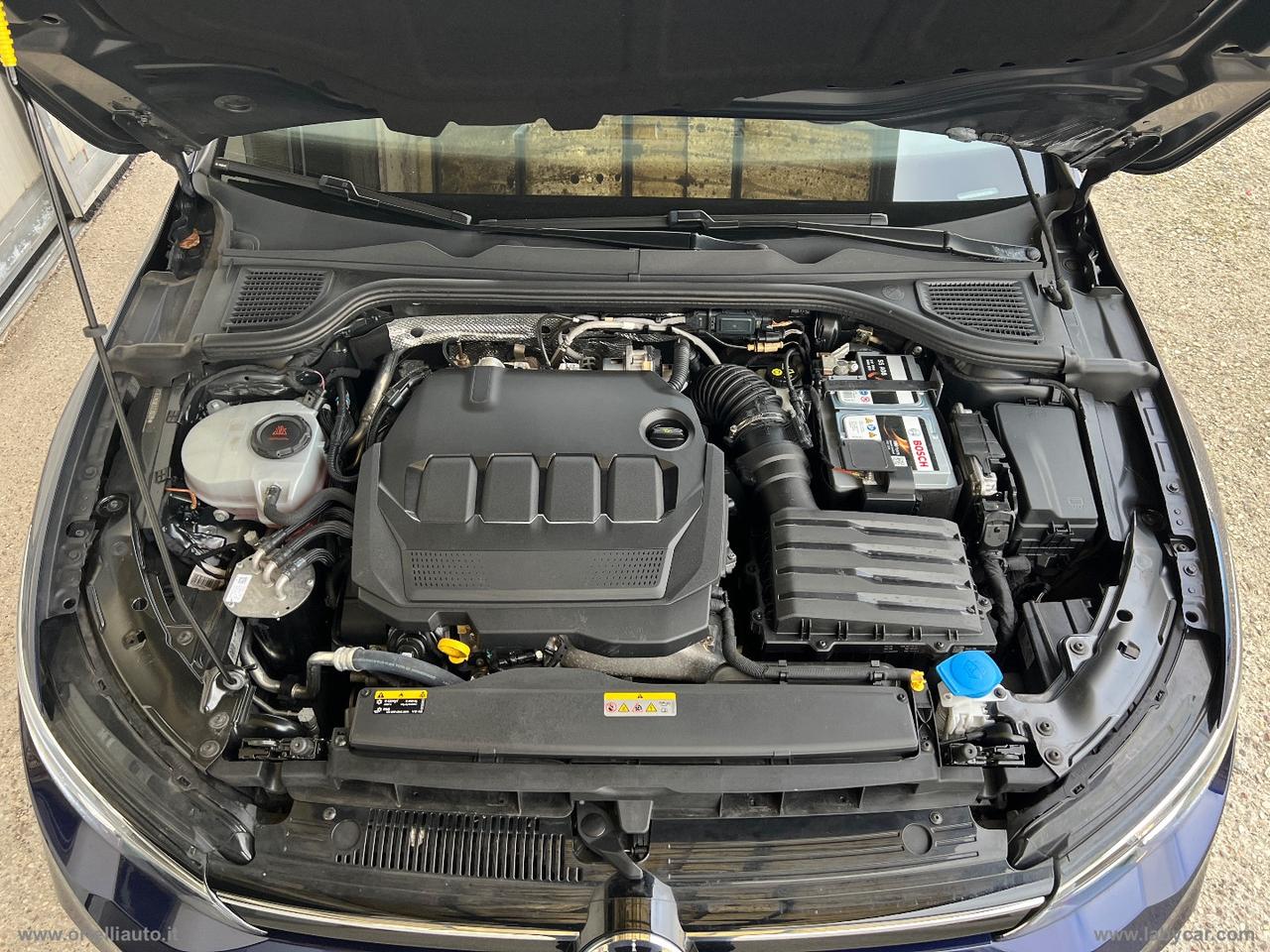 VOLKSWAGEN Golf 2.0 TDI DSG SCR Life IVA DEDUCIBILE