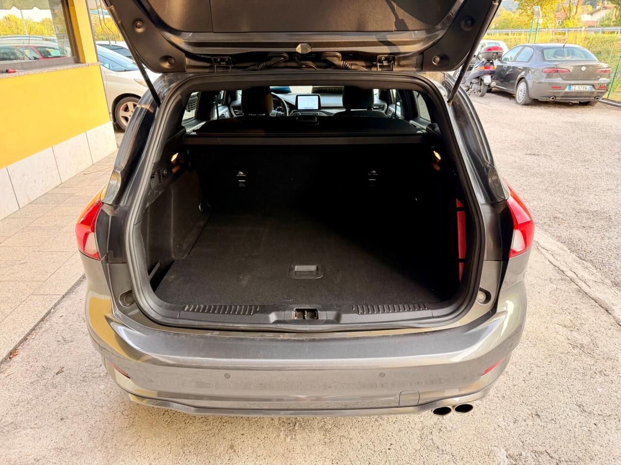 Ford Focus 1.5 tdci 88kw SW ST-Line Co-Pilot