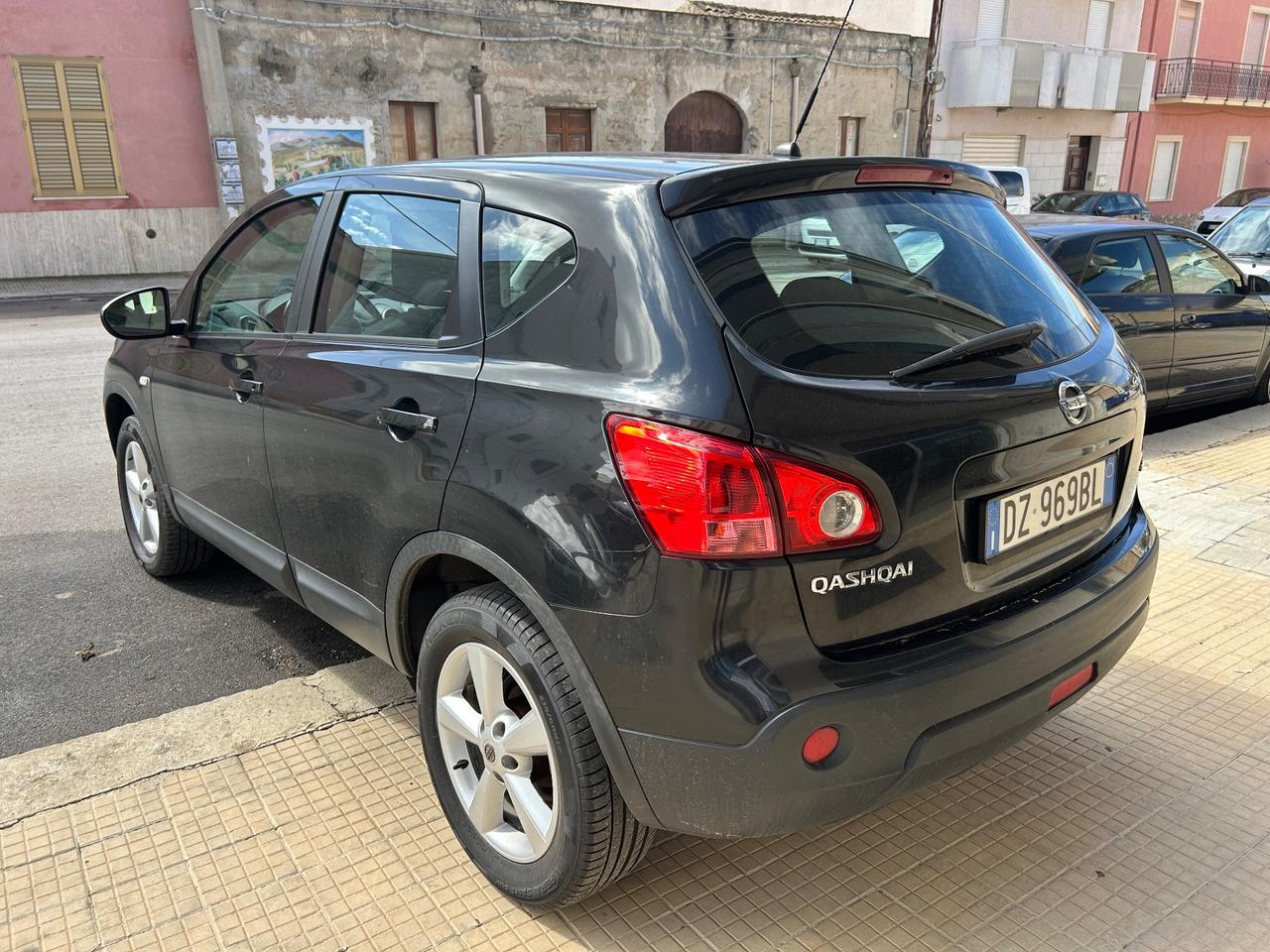 Nissan Qashqai 2.0 dCi DPF Tekna