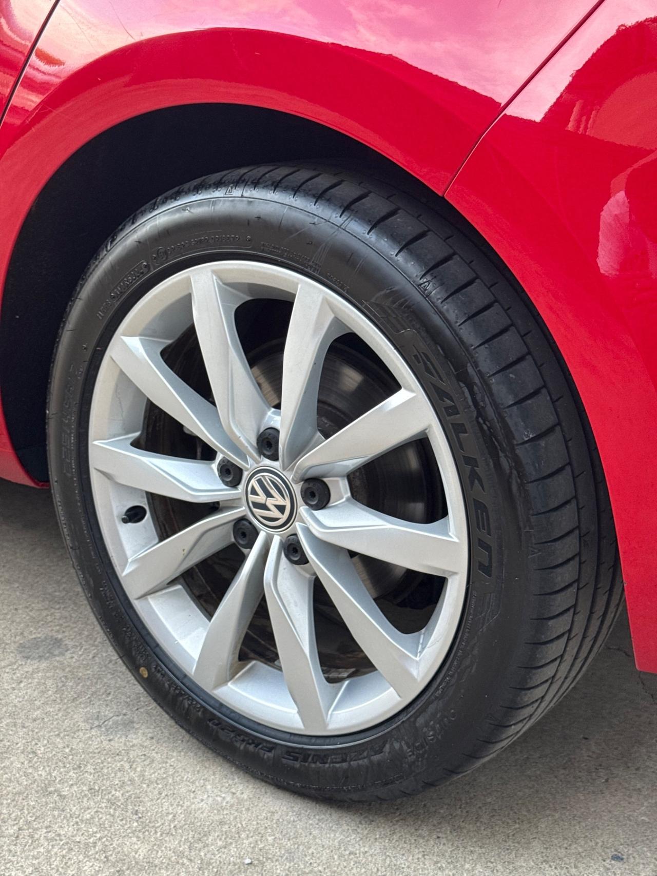 Volkswagen Golf 2.0 TDI 5p. Executive BlueMotion Technology