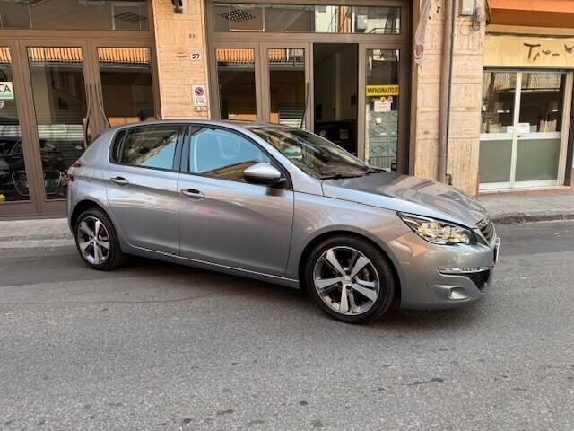 Peugeot 308 1.6 HDi Diesel 100CV - Berlina 2016