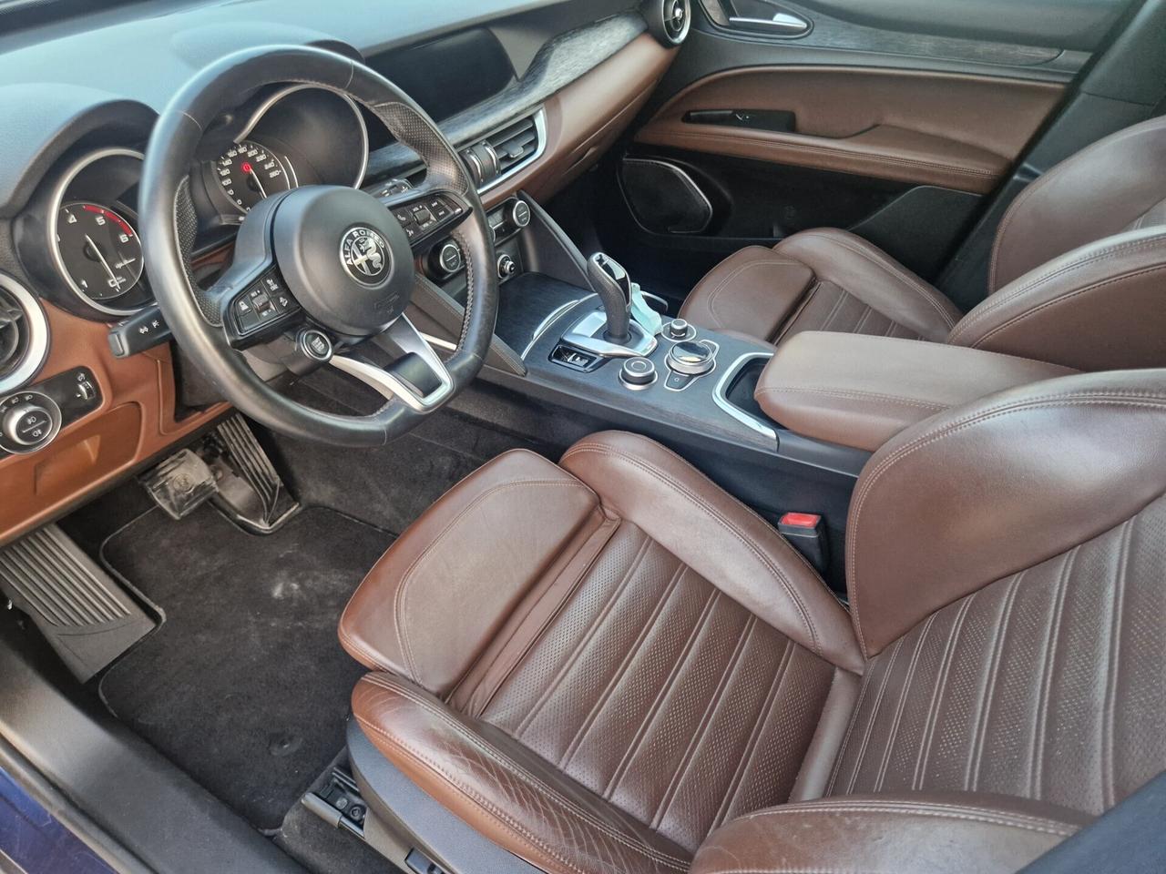 Alfa Romeo Stelvio 2.2 190CV - 2021