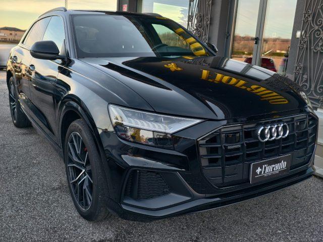 AUDI Q8 50 TDI 286 MHEV Sport s-line