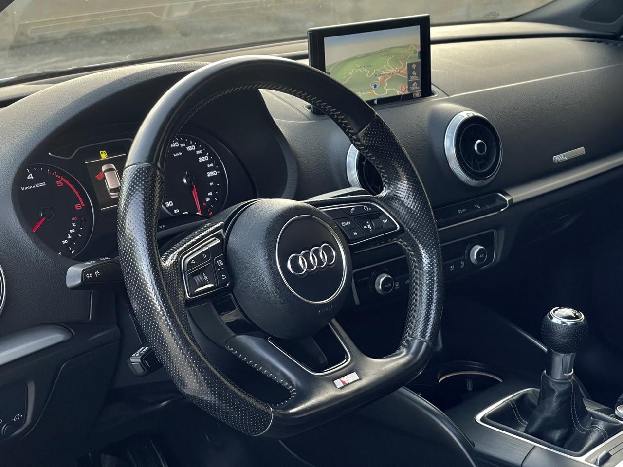 Audi A3 Sportback 2.0 Tdi 150cv S-Line - TETTO