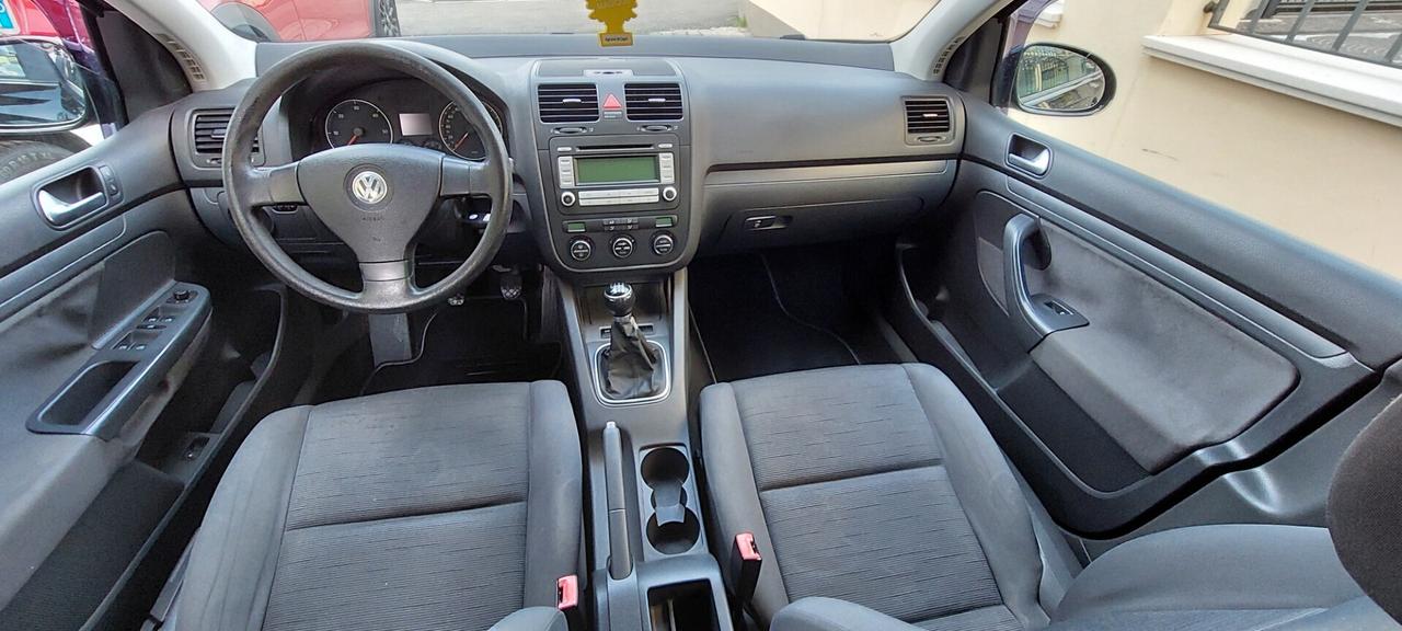 GOLF 1,9 TURBODIESEL 105 CV X NEOPATENTATI COMFORTLINE LEGA GOMME NUOVE IMPECCABILE