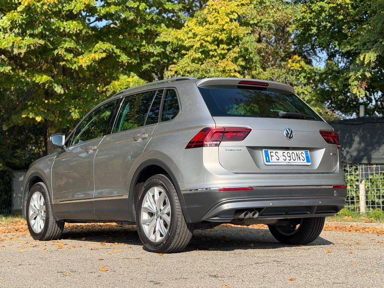 Volkswagen Tiguan 2.0 TDI SCR DSG 4MOTION Sport BMT