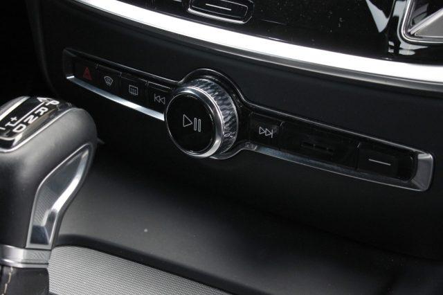 VOLVO S60 T5 Geartronic R-design PELLE