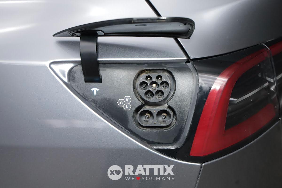 Tesla Model Y Single Motor rwd + tetto panoramico