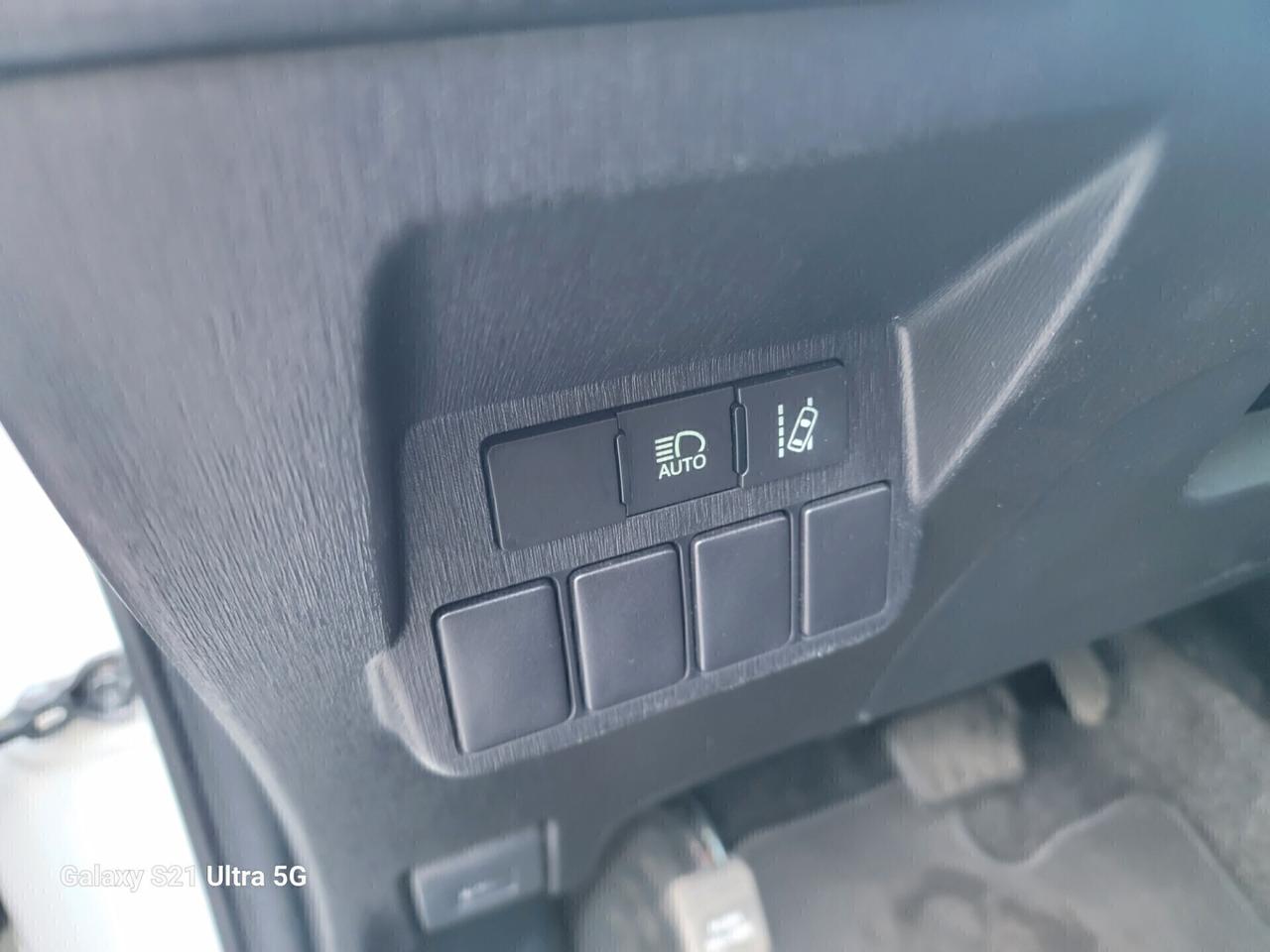 Toyota Prius+ 1.8 Lounge 7 posti HYBRID SOLO 75 MILA KM !