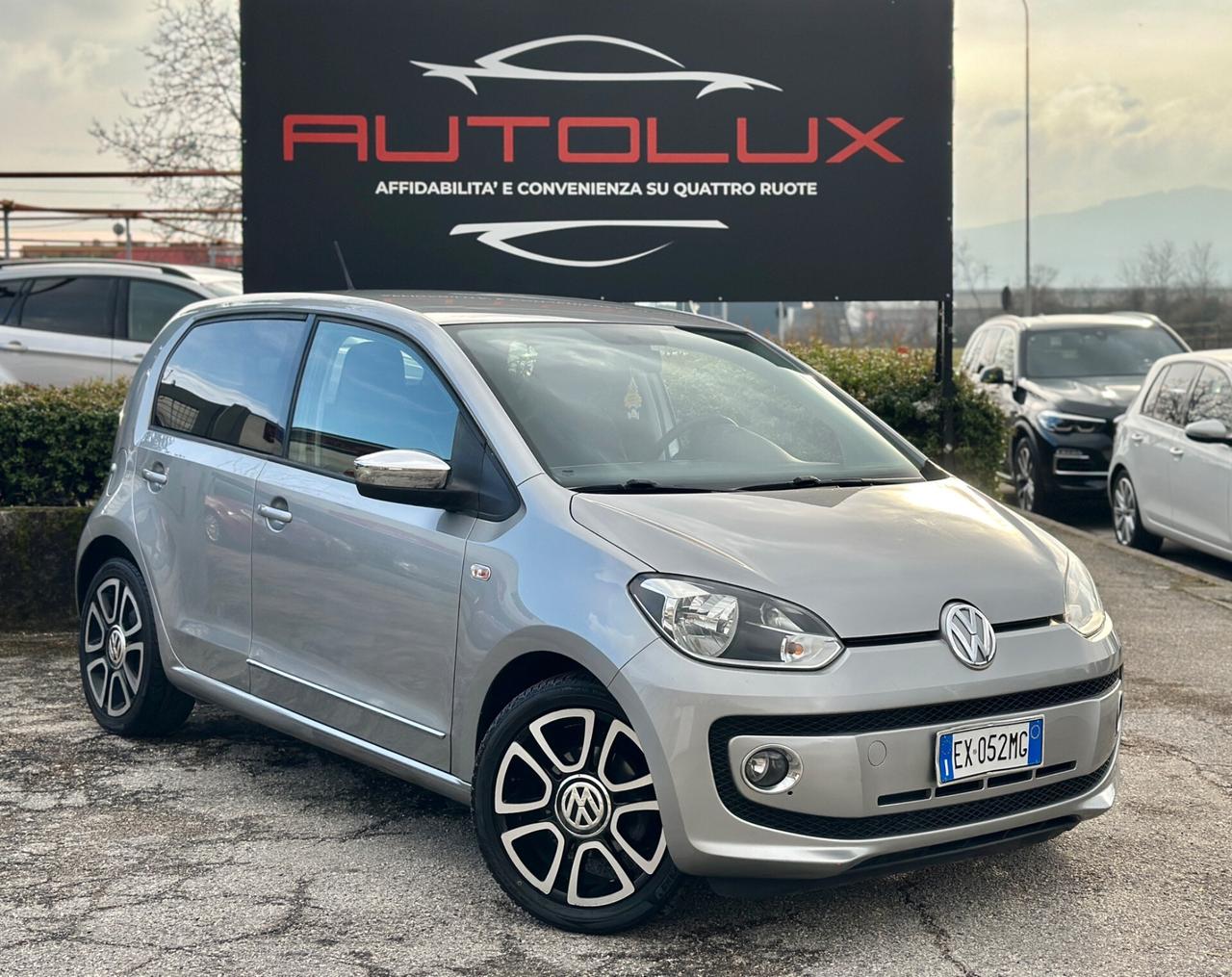 VOLKSWAGEN UP! 1.0 75 CV 5p. high up! 120.000KM OK NEOPATENTATI