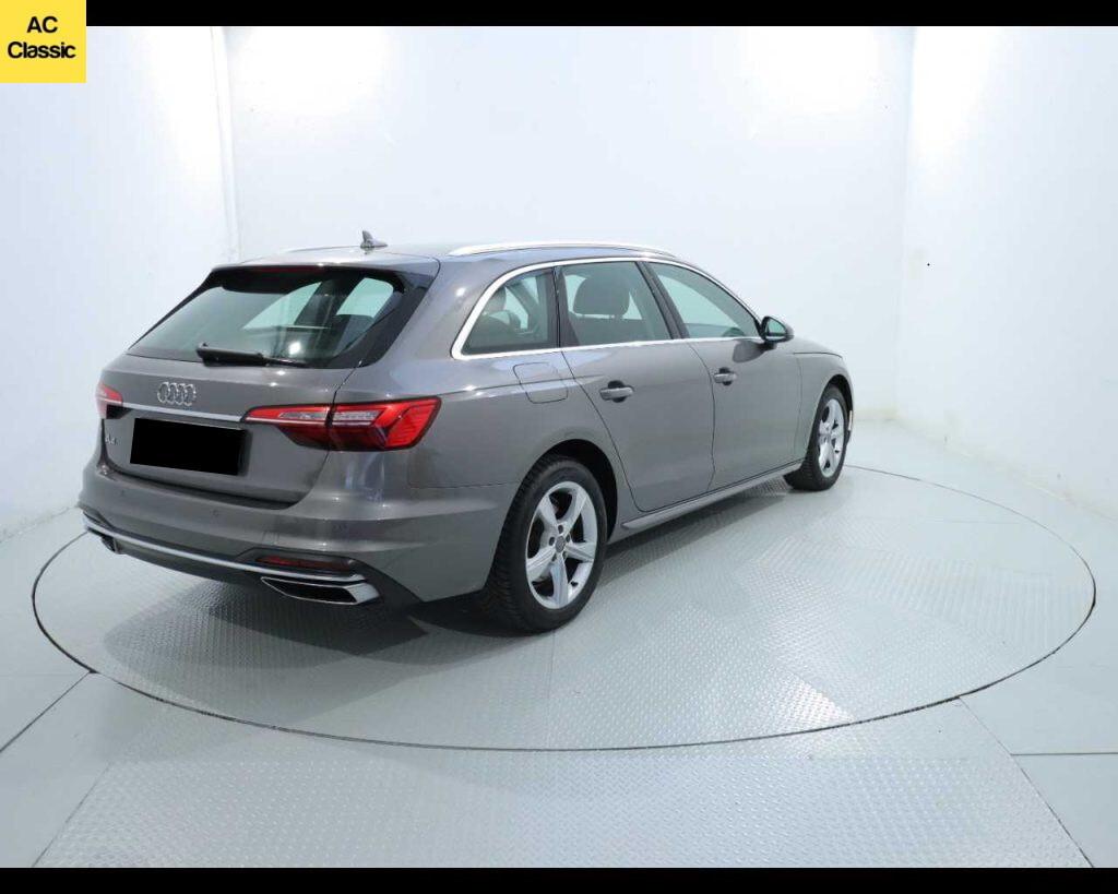 Audi A4 Avant S Tronic Business 2.0 TDI (163 cv) aut.