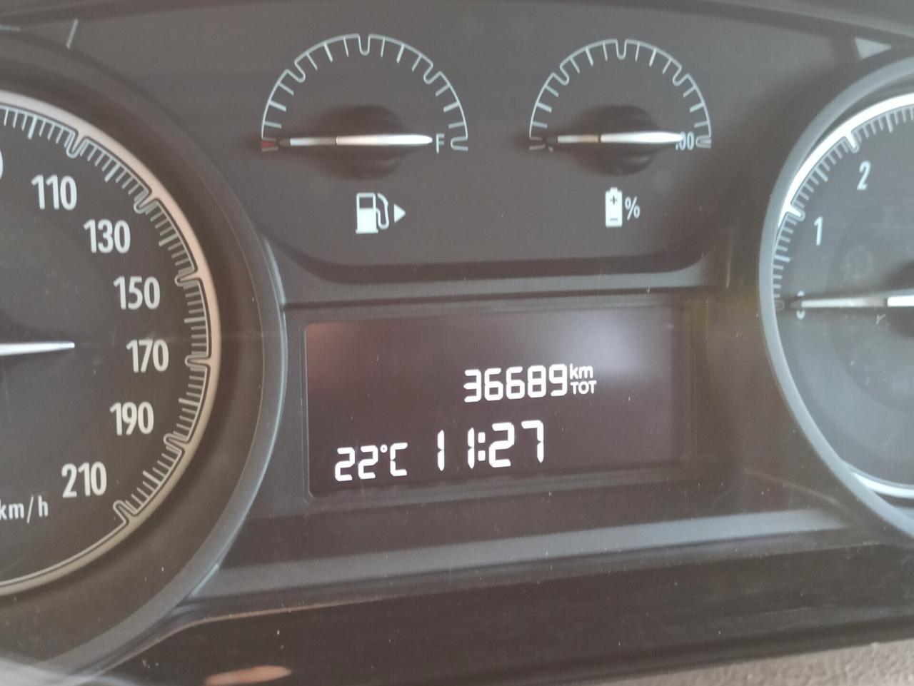 Lancia Ypsilon 1.0 FireFly 5 porte S&S Hybrid Ecochic Silver