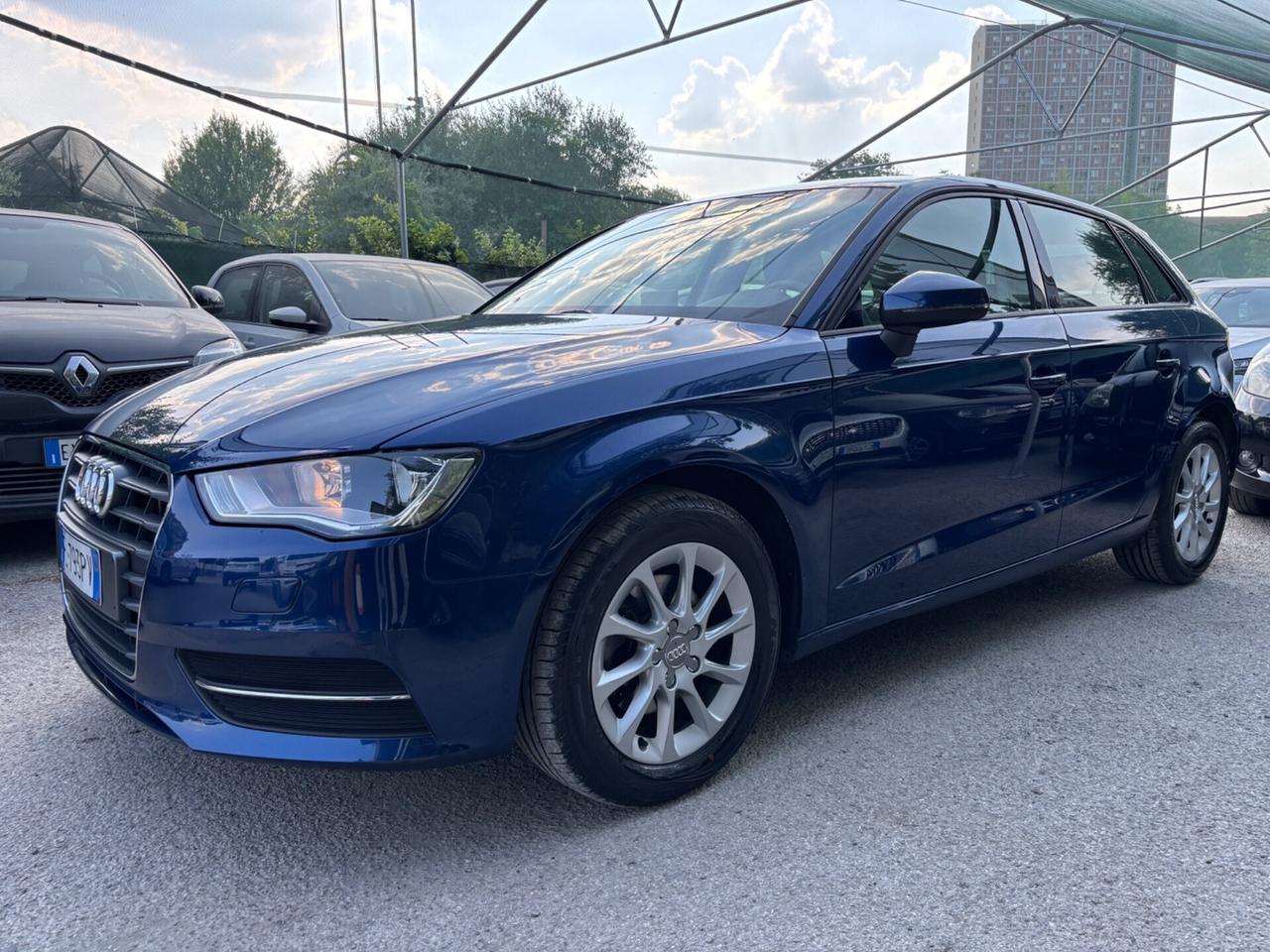 Audi A3 SPB 1.6 TDI 5 porte OK NEOPATENTATI