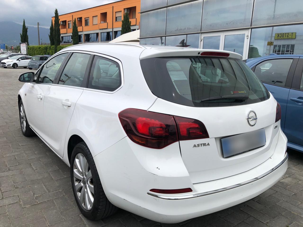 Opel Astra 1.6 CDTI EcoFLEX S&S Sports Tourer Cosmo