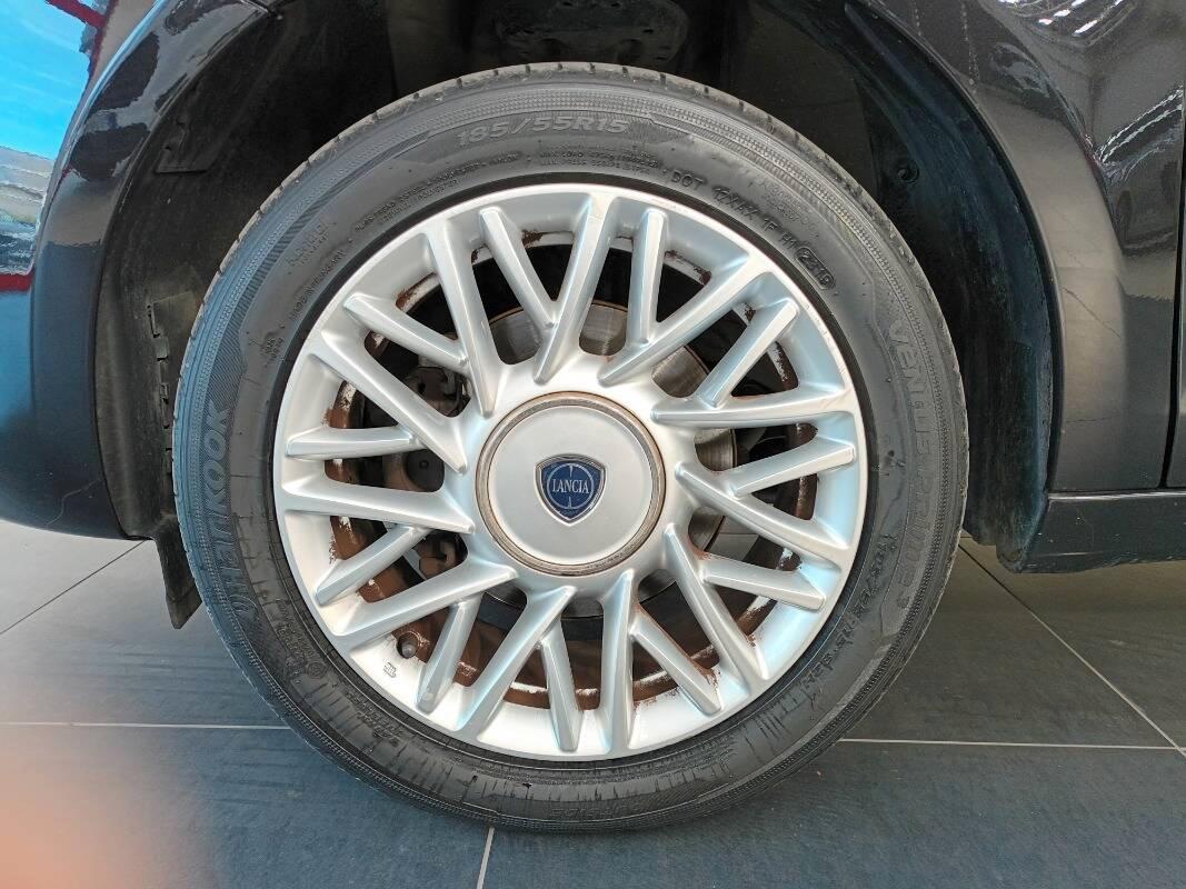 Lancia Ypsilon 1.3 mjt Gold 95cv