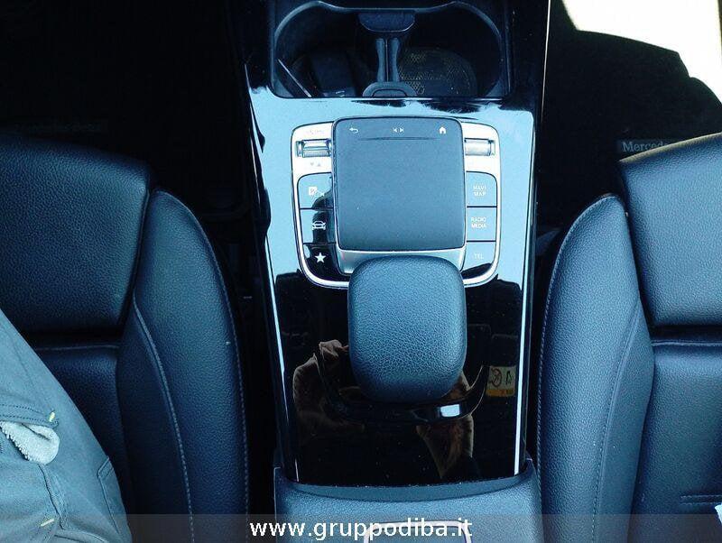 Mercedes-Benz Classe A - W177 2018 Diesel A 180 d Sport auto