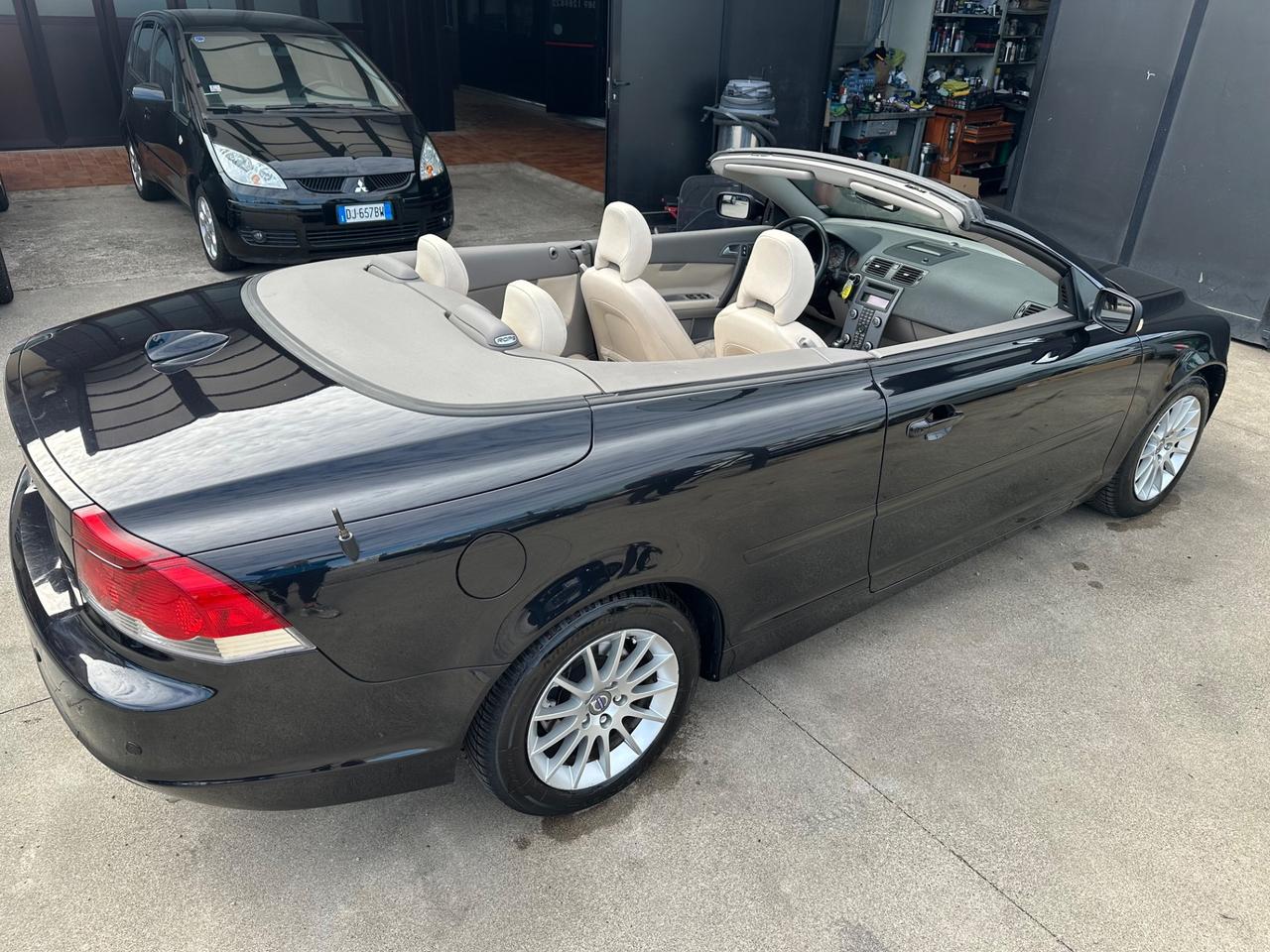 Volvo C70 2.0 D Momentum