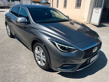 Infiniti Q30 1.5 diesel Premium