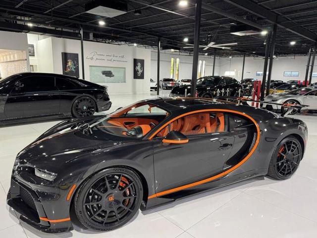 BUGATTI Chiron CHIRON PUR SPORT W16 1500HP "1 OF 60" FULL CARBON