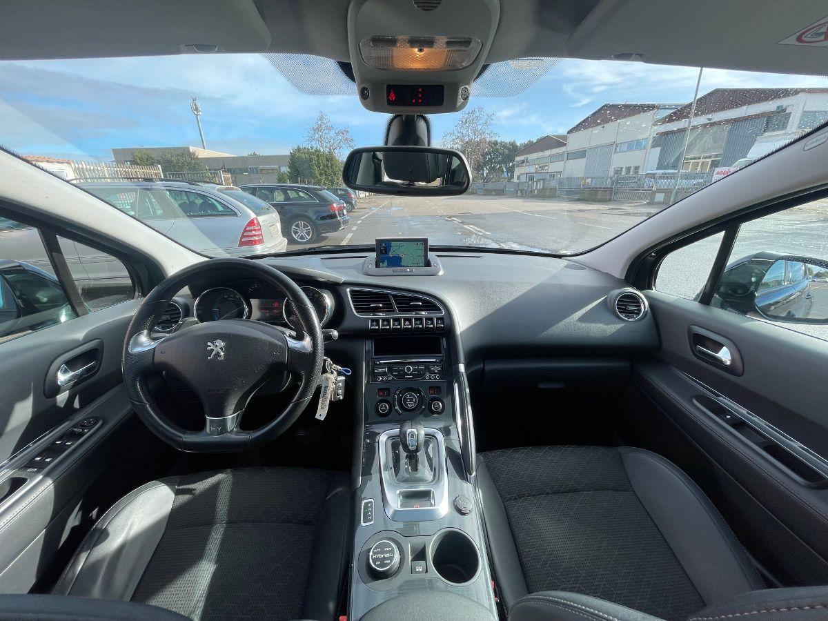 PEUGEOT - 3008 - HYbrid4