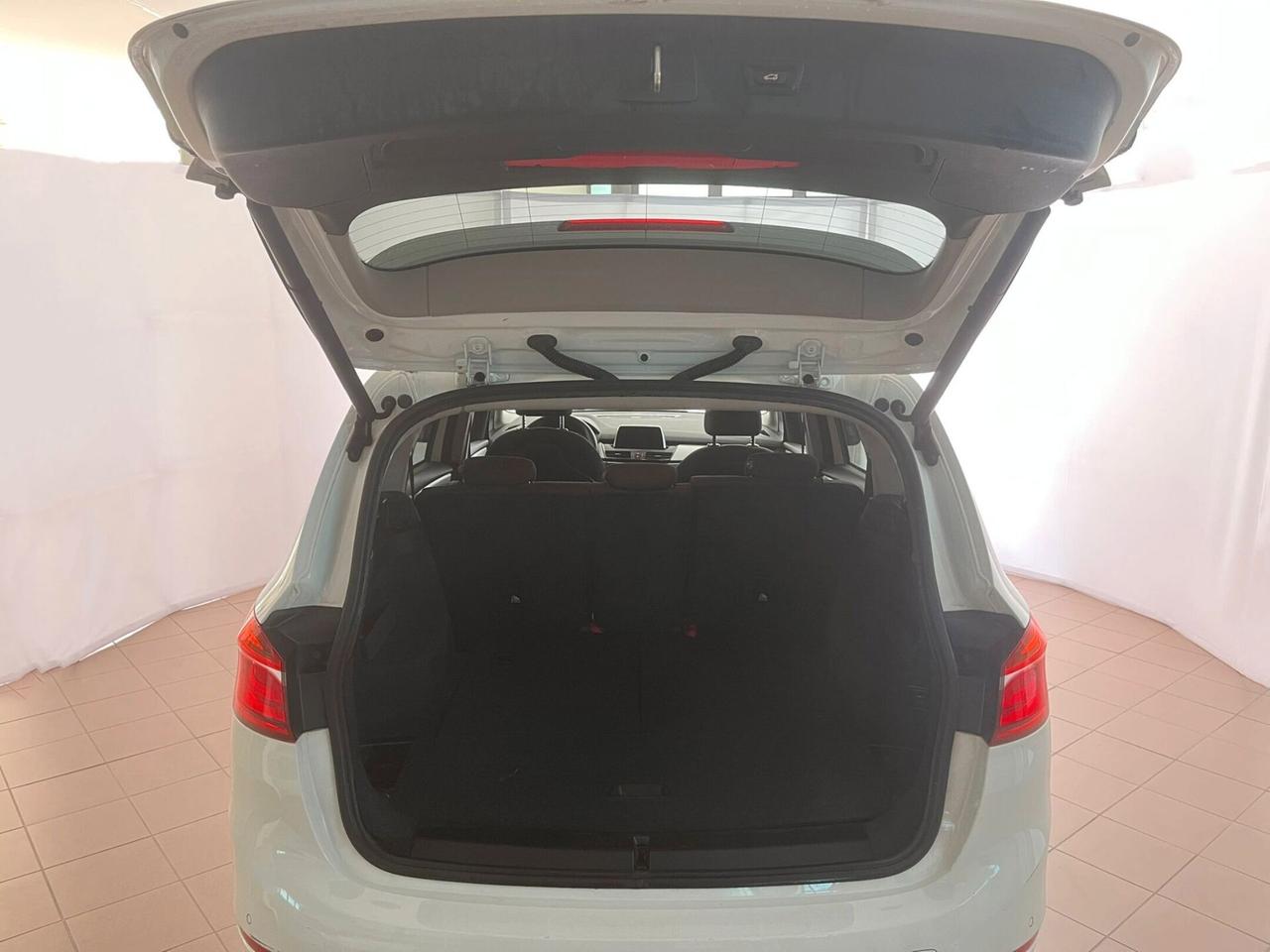 Bmw Serie 2 Gran Tourer 220d Business aut.